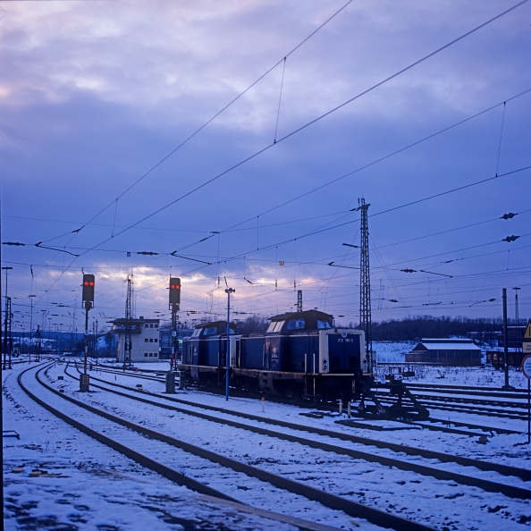 212 195 und 212 376 im Bahnhof Neunkirchen/Saar